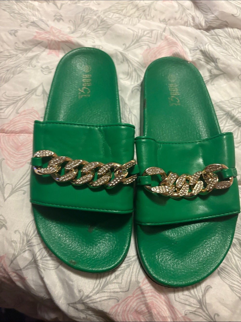 Women's Emerald Green Slide Sandals with Gold Chain Accent
